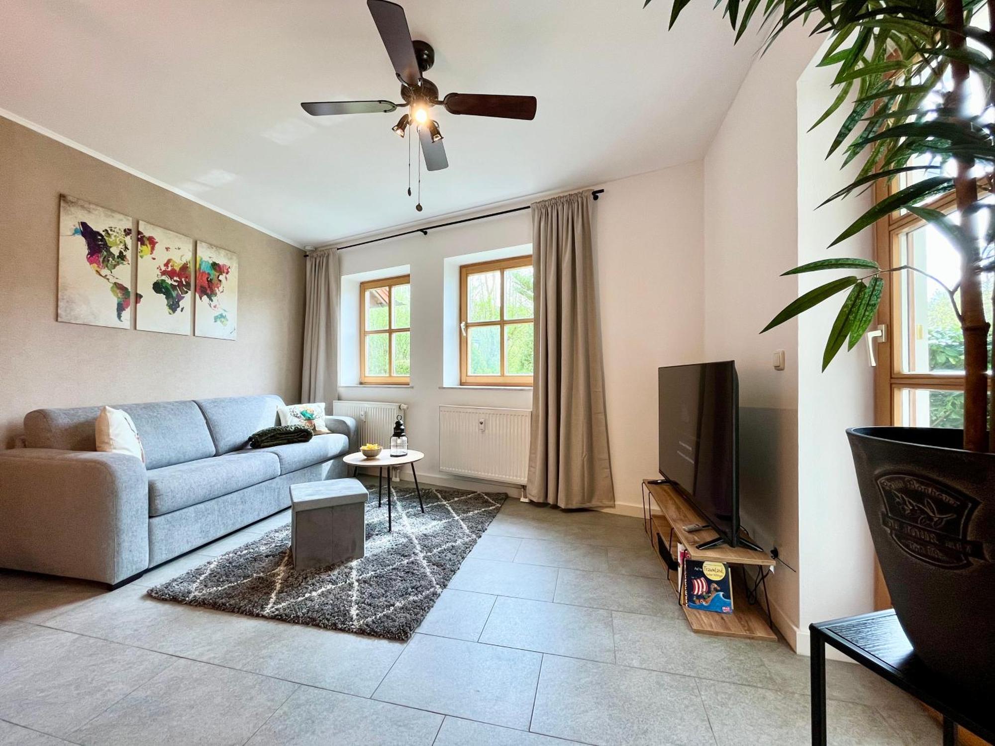 Gemuetliches Seeapartment Am Berg Arrach